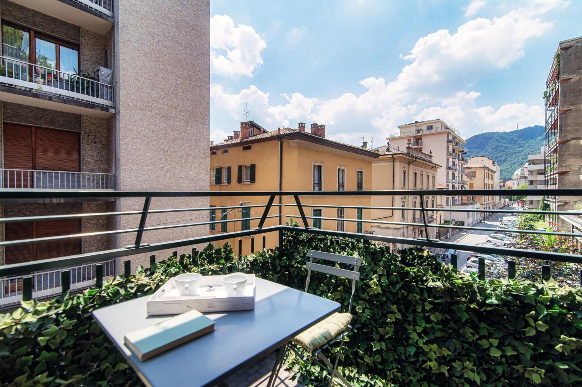 Rezzonico Suites - By Myhomeincomo Exteriör bild