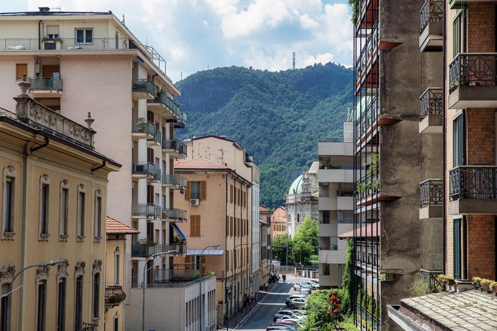Rezzonico Suites - By Myhomeincomo Exteriör bild