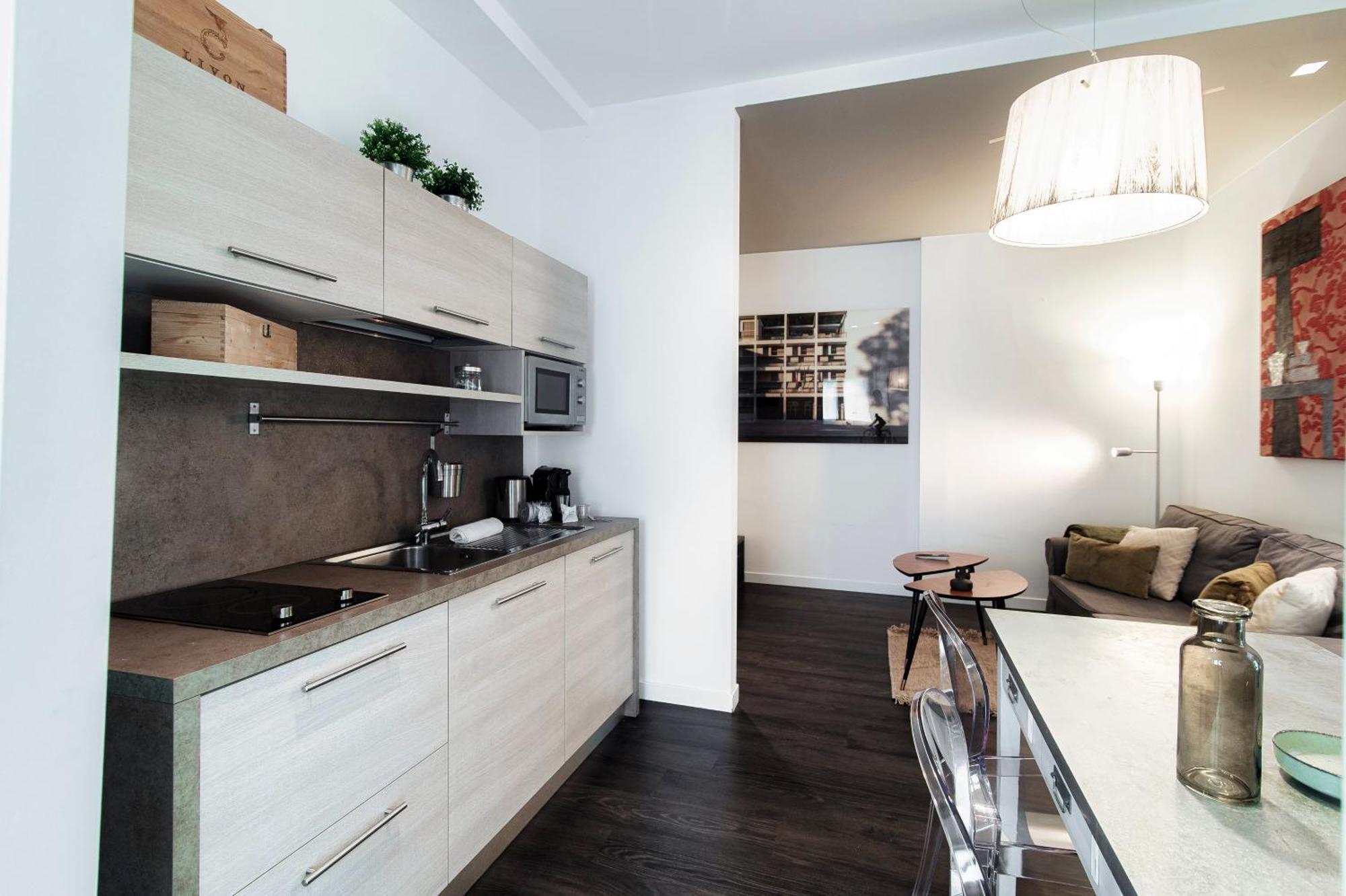 Rezzonico Suites - By Myhomeincomo Exteriör bild